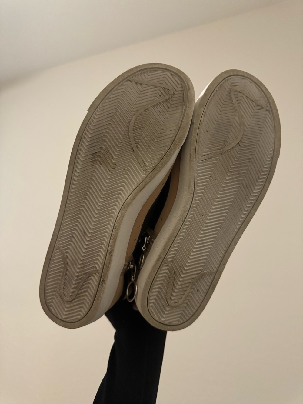 Nike Blazer Mid Rebel Sneakers - Picture 6 of 6